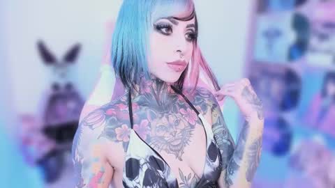 Nikki Ramone   online show from 29, 10, 2025