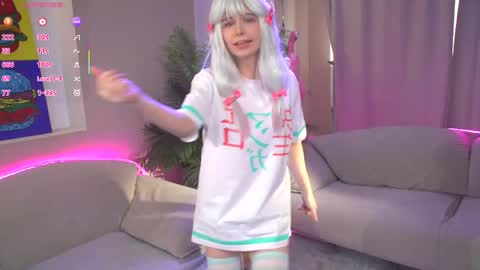 Snapshot of nikkisilk chatting on 30, 4, 2026 Stassy Krissy Aria Lina online show from 30, 4, 2026