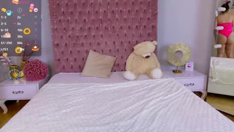 Snapshot of nikkivelvets chatting on 13, 7, 2026 NikkiVelvets online show from 13, 7, 2026