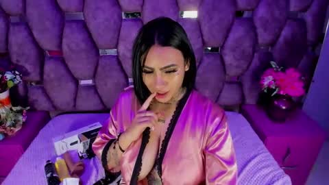 nikky_latin online show from 18, 12, 2025