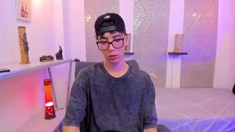    online show from 30, 9, 2025