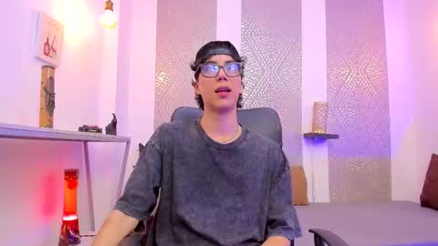    online show from 20, 10, 2025