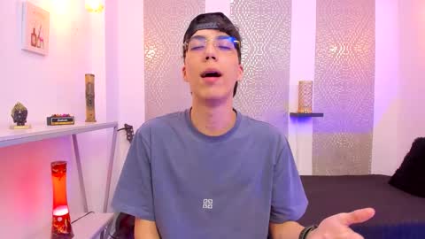    online show from 14, 12, 2025