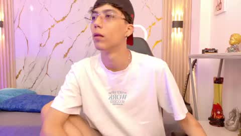 Snapshot of nikolay_gregori chatting on 17, 7, 2026 online show from 17, 7, 2026
