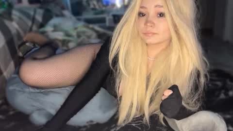 Snapshot of nikoli_naw chatting on 24, 2, 2026 nikoli_naw online show from 24, 2, 2026