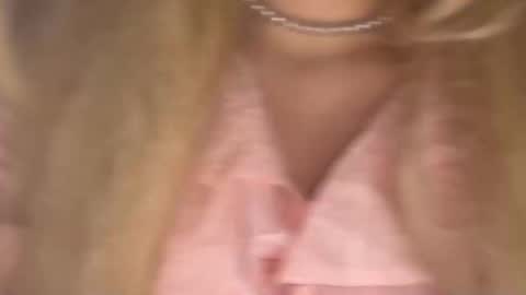 Snapshot of nikoli_naw chatting on 5, 3, 2026 nikoli_naw online show from 5, 3, 2026