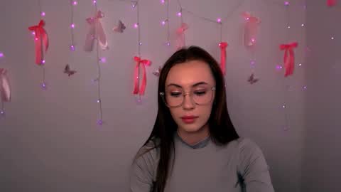 Snapshot of nikonara_ chatting on 21, 4, 2026 nikonara_ online show from 21, 4, 2026