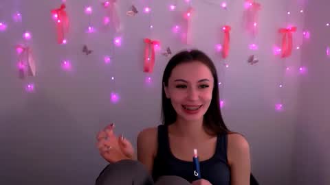 Snapshot of nikonara_ chatting on 10, 5, 2026 nikonara_ online show from 10, 5, 2026
