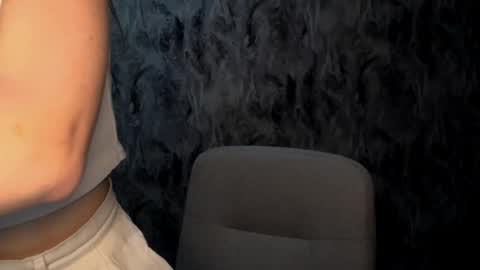 Snapshot of nikonara_ chatting on 6, 7, 2026 nikonara_ online show from 6, 7, 2026