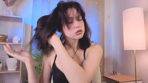 Snapshot of niky_jess chatting on 2, 5, 2026 Veronica online show from 2, 5, 2026
