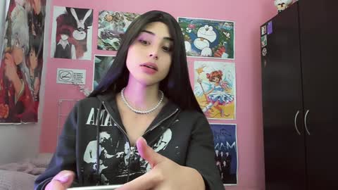 Nikylaine online show from 16, 12, 2024