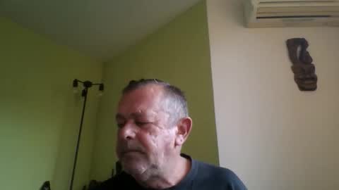 Snapshot of nikyo419 chatting on 18, 9, 2025 nikyo419 online show from 18, 9, 2025