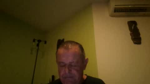 Snapshot of nikyo419 chatting on 14, 10, 2025 nikyo419 online show from 14, 10, 2025