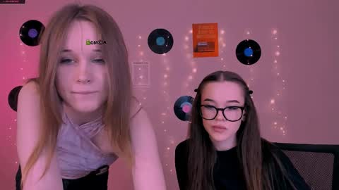 Snapshot of nila_eclipse chatting on 7, 4, 2026 nila_eclipse online show from 7, 4, 2026