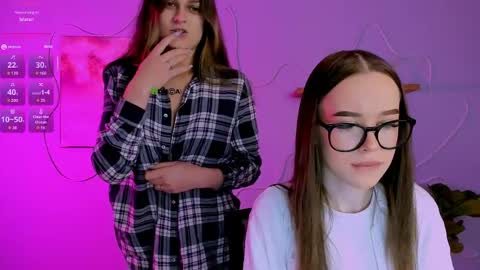 Snapshot of nila_eclipse chatting on 20, 4, 2026 nila_eclipse online show from 20, 4, 2026