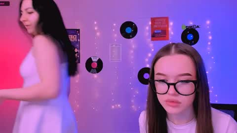 Snapshot of nila_eclipse chatting on 24, 4, 2026 nila_eclipse online show from 24, 4, 2026