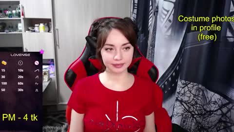 Snapshot of nimfeya chatting on 3, 12, 2025 Nimfeya online show from 3, 12, 2025