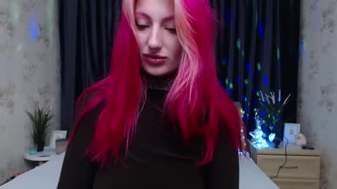 Snapshot of nina_b1um chatting on 6, 11, 2025 Nina online show from 6, 11, 2025