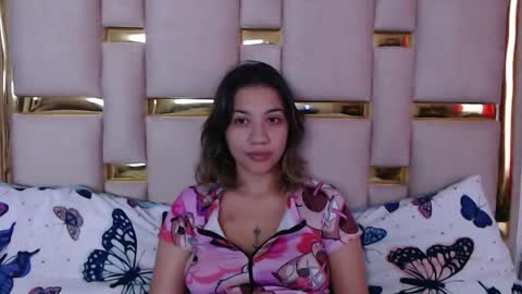 Nina Carther online show from 12, 11, 2025