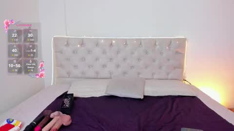 Nina Fox  online show from 20, 12, 2025