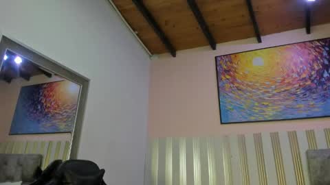 nina_glow_ online show from 12, 5, 2026