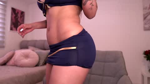 Angie online show from 10, 10, 2025