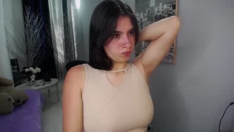 Nina online show from 25, 11, 2025