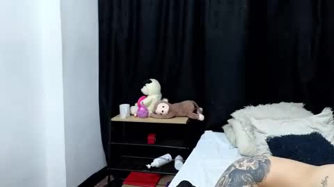 Ninaa fox online show from 17, 1, 2025