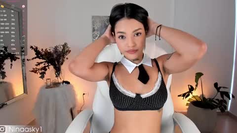 Snapshot of ninaa_sky chatting on 15, 2, 2025    online show from 15, 2, 2025