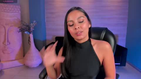 Snapshot of ninablumm chatting on 30, 9, 2025 Nina online show from 30, 9, 2025