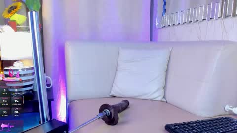 Snapshot of ninacapelli chatting on 11, 9, 2025 Valentina online show from 11, 9, 2025