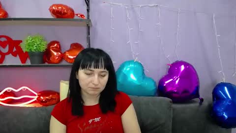 ninaflawlees online show from 3, 3, 2025