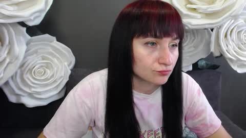 ninaflawlees online show from 20, 9, 2025