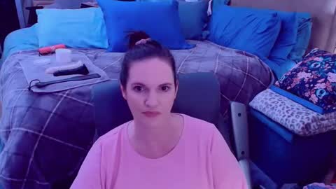 Snapshot of ninajaymes chatting on 10, 4, 2026 Nina Jaymes online show from 10, 4, 2026