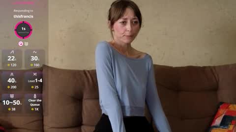 NinaNovalicious online show from 28, 10, 2025