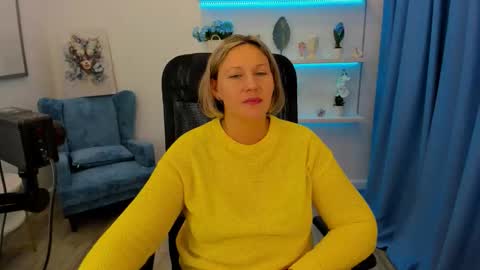 ninastarle online show from 4, 10, 2025