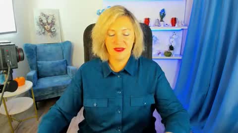 ninastarle online show from 18, 10, 2025