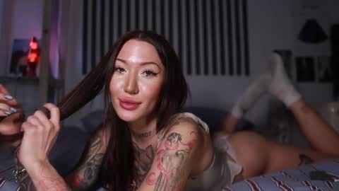 Snapshot of ninasuzuki chatting on 13, 2, 2026 ninasuzuki online show from 13, 2, 2026