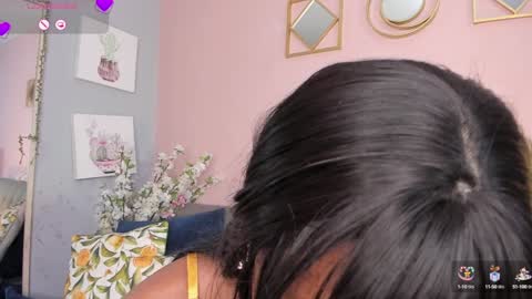 Snapshot of nini_martinii chatting on 15, 1, 2025 NINI  online show from 15, 1, 2025