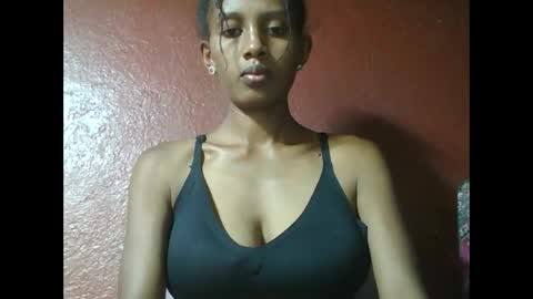 Snapshot of ninie246746 chatting on 11, 2, 2025 ninie246746 online show from 11, 2, 2025