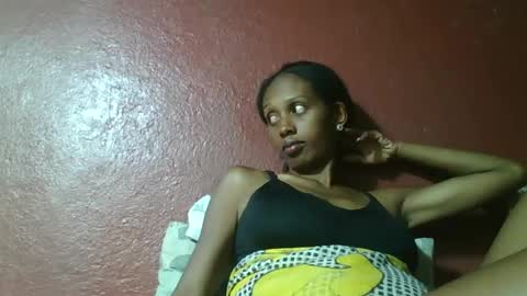 Snapshot of ninie246746 chatting on 8, 3, 2025 ninie246746 online show from 8, 3, 2025