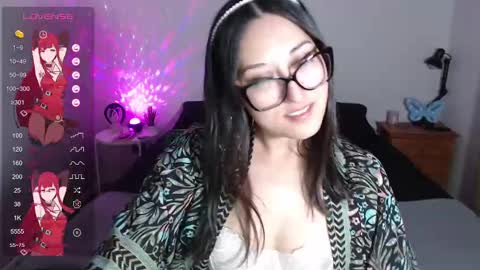 Snapshot of ninimoon chatting on 5, 10, 2025 Ninimoon online show from 5, 10, 2025