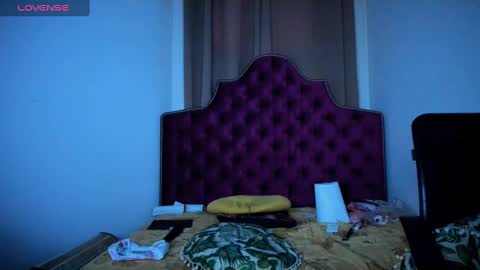 Snapshot of ninna_dee chatting on 9, 12, 2024 nina dee online show from 9, 12, 2024