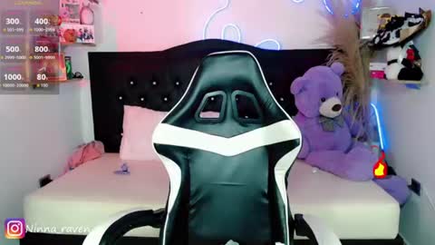 Snapshot of ninna_raven chatting on 26, 6, 2026 Ninna online show from 26, 6, 2026