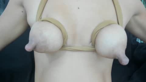 Snapshot of nippx_big chatting on 12, 10, 2025 ANTO online show from 12, 10, 2025