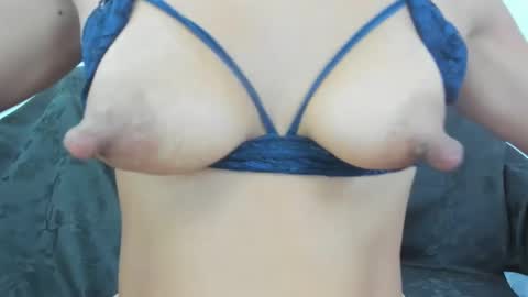 Snapshot of nippx_big chatting on 17, 11, 2025 ANTO online show from 17, 11, 2025