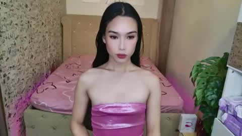 Snapshot of nirafox chatting on 4, 5, 2026 nirafox online show from 4, 5, 2026