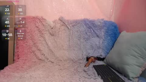 Niuk online show from 7, 3, 2025