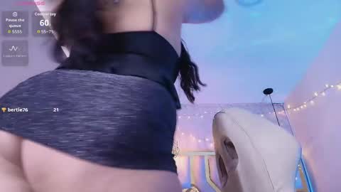 Snapshot of nix_boobs chatting on 30, 4, 2026 V I C T O R I A online show from 30, 4, 2026