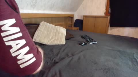 nixan85 online show from 23, 11, 2025